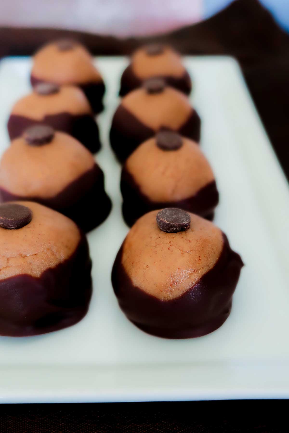 two rows of buckeye cookies