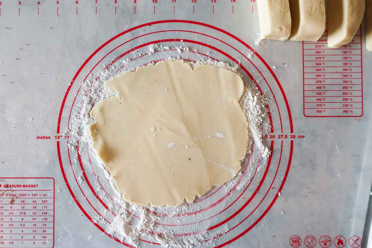circle of rolled dumpling dough