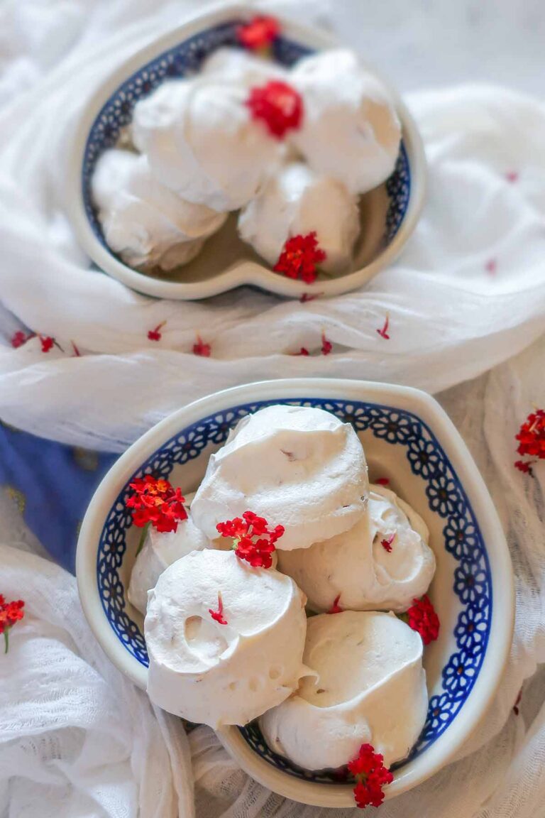 ALMOND MERINGUE COOKIES IN A HEART BOWL