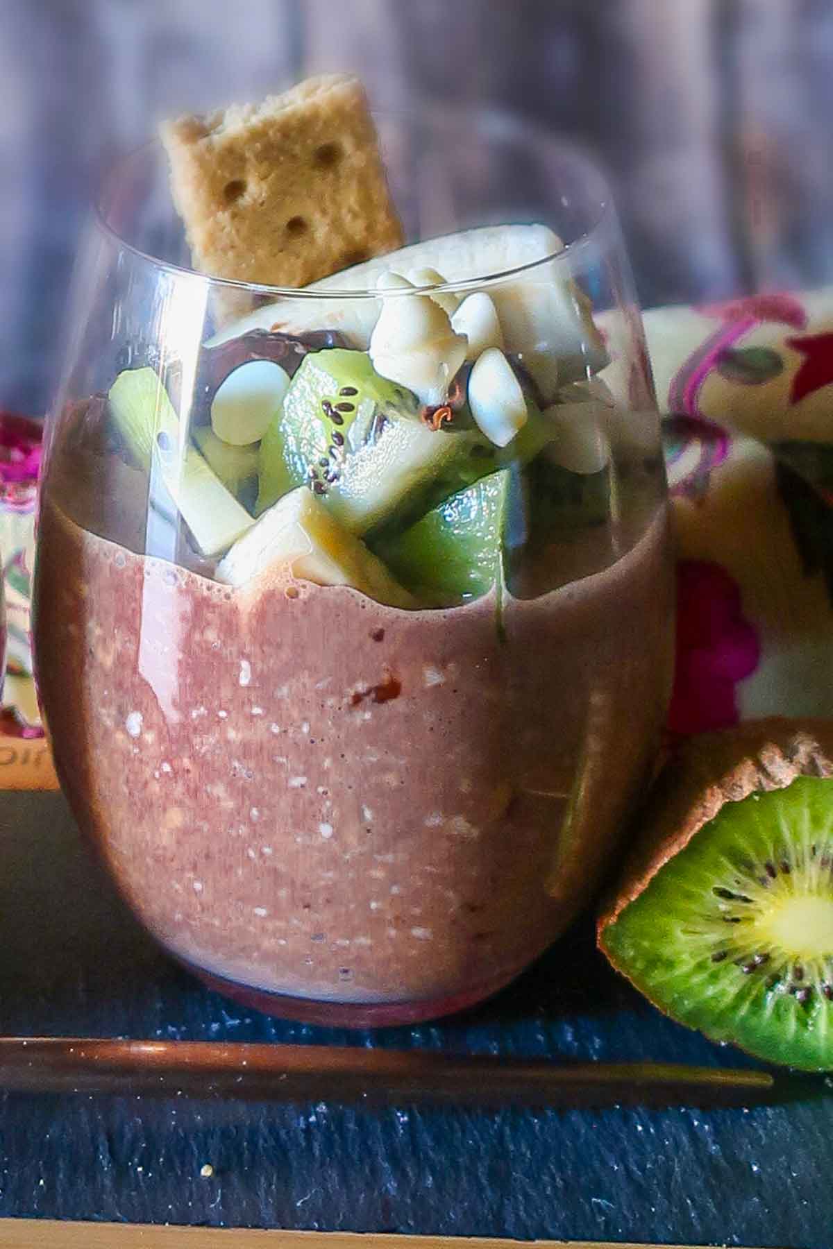 overnight nutella oats with toppings in a jar