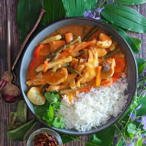 30-Minute Authentic Thai Chicken Curry