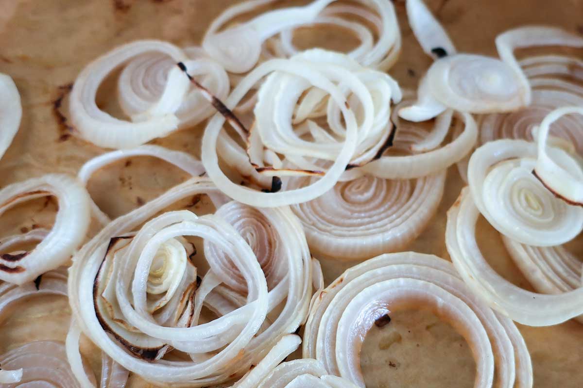 roasted sliced onions to a caramelized texture
